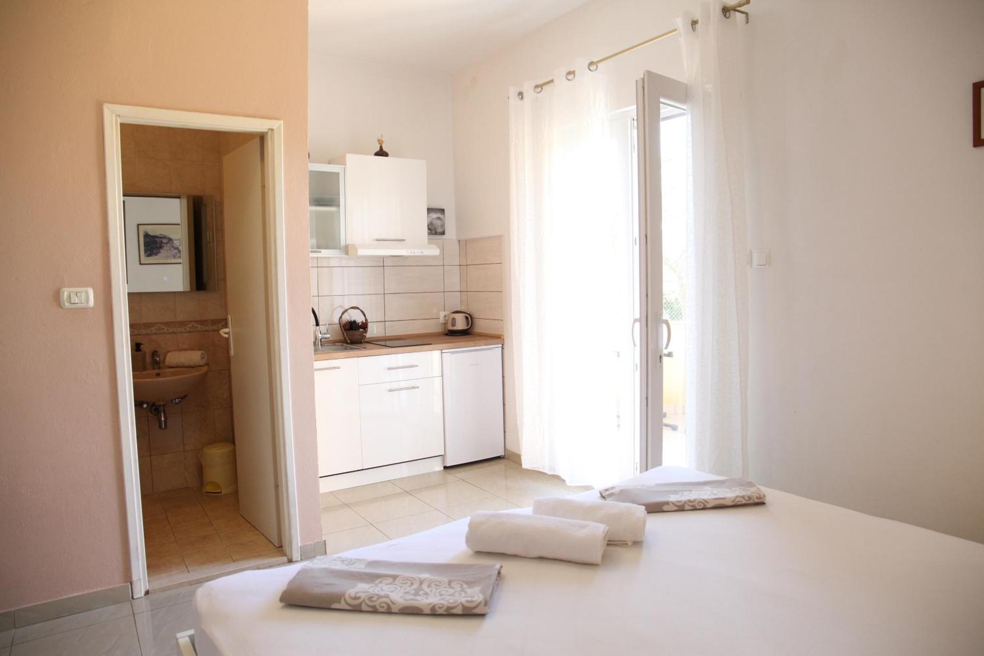 Apartments&Rooms Kresan Zadar Buitenkant foto